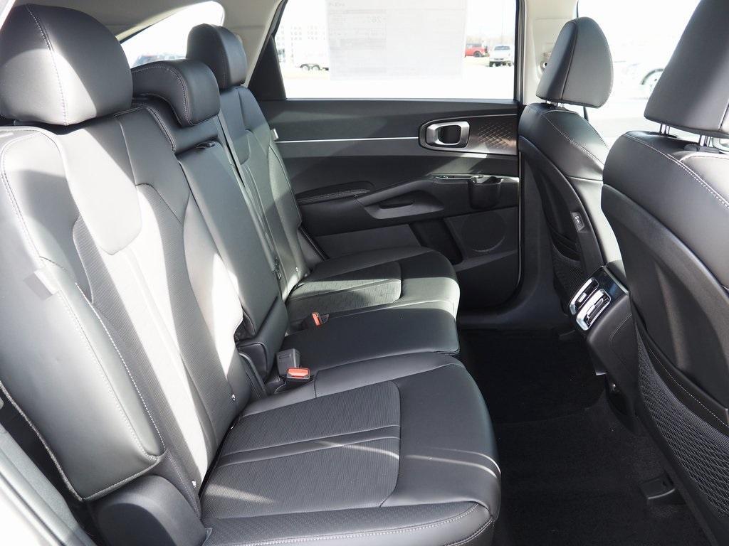 new 2026 Kia Sorento car, priced at $38,350