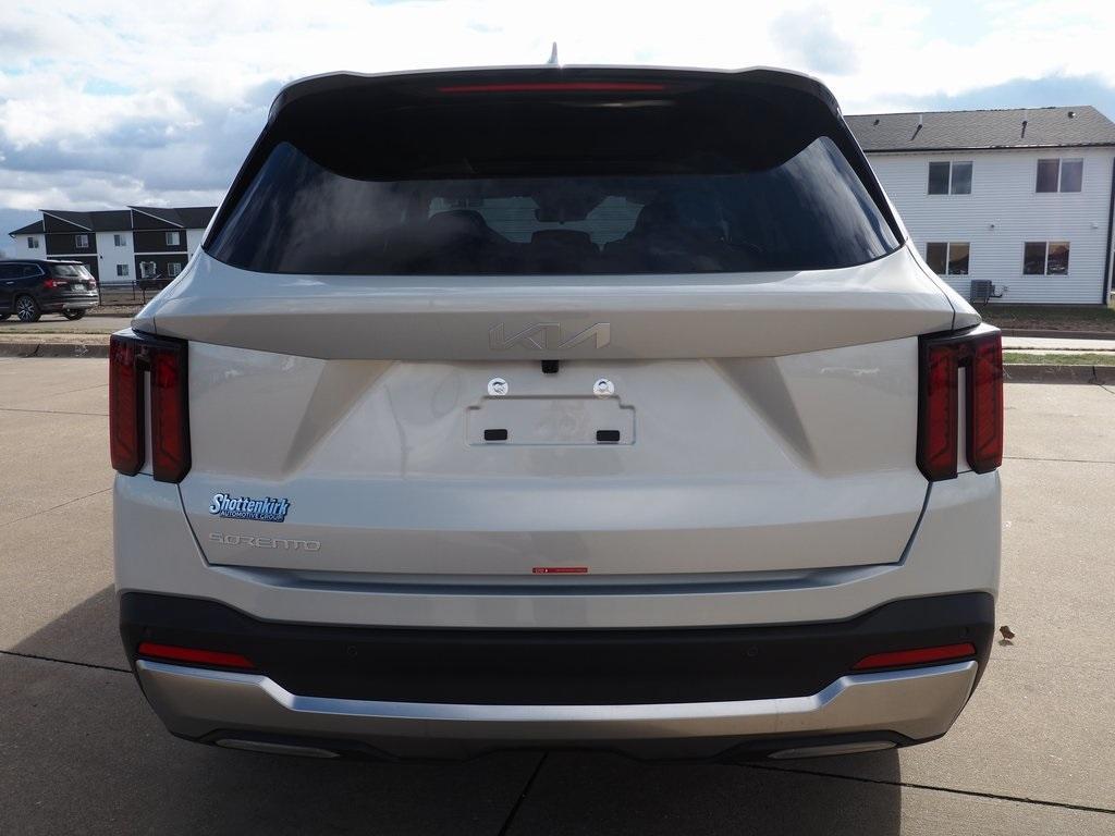 new 2026 Kia Sorento car, priced at $38,350