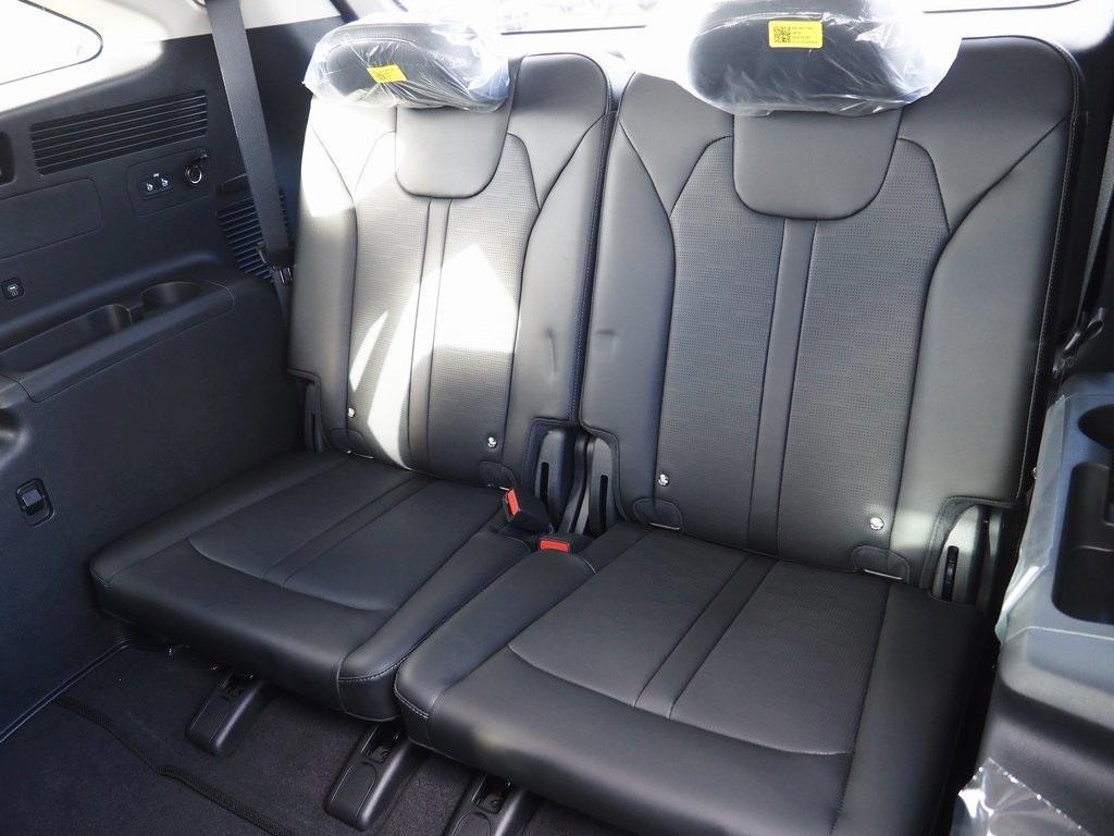 new 2026 Kia Sorento car, priced at $38,350