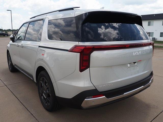 new 2026 Kia Carnival Hybrid car, priced at $50,285