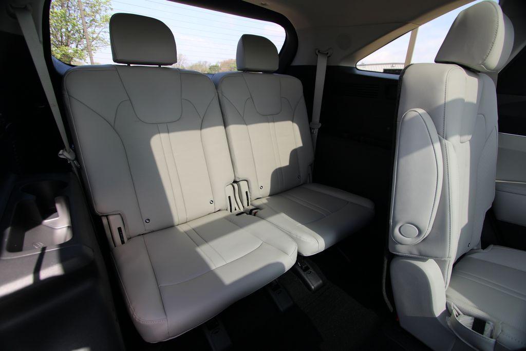 new 2026 Kia Sorento Hybrid car, priced at $44,420