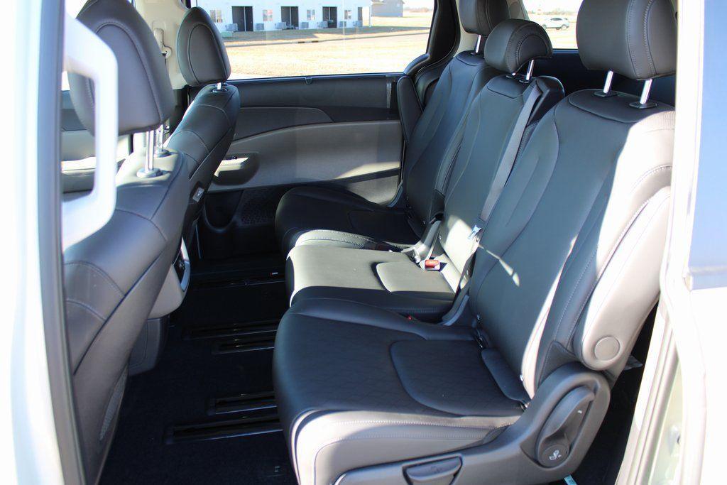 new 2026 Kia Carnival car, priced at $43,495