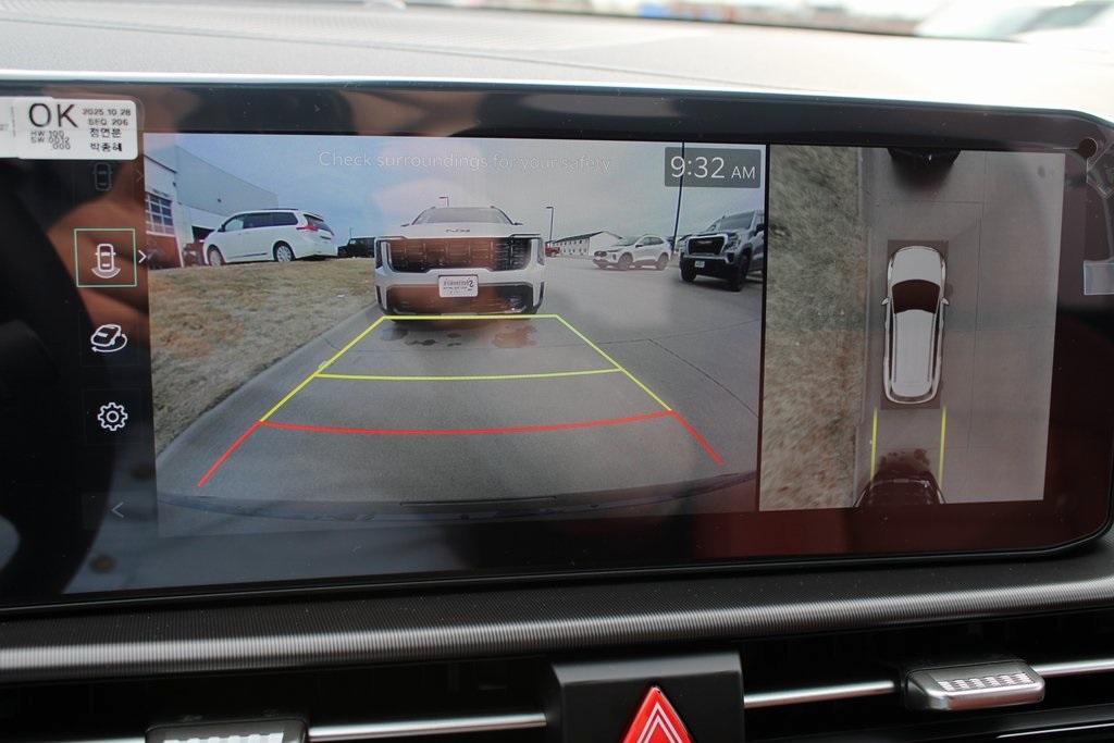 new 2026 Kia Sportage car, priced at $40,400