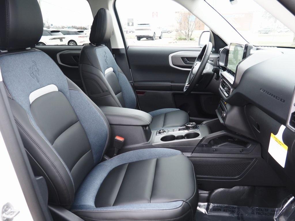 new 2025 Ford Bronco Sport car, priced at $41,369