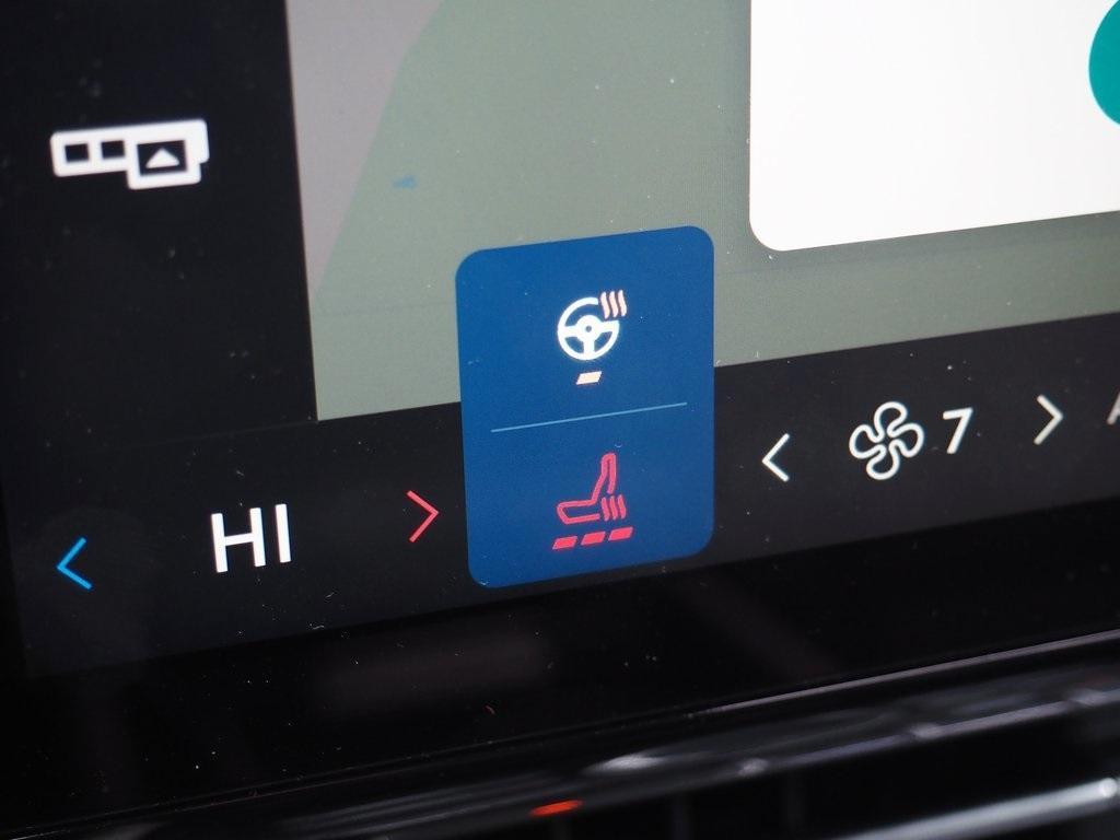 used 2025 Lincoln Nautilus car, priced at $50,850