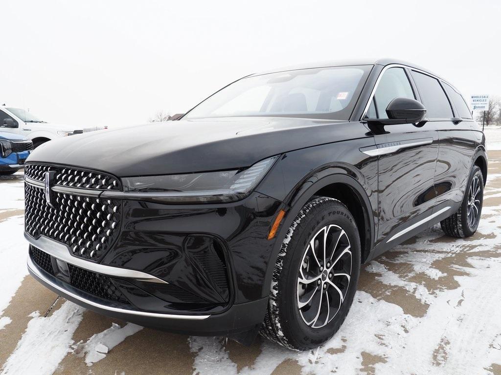 used 2025 Lincoln Nautilus car, priced at $50,850