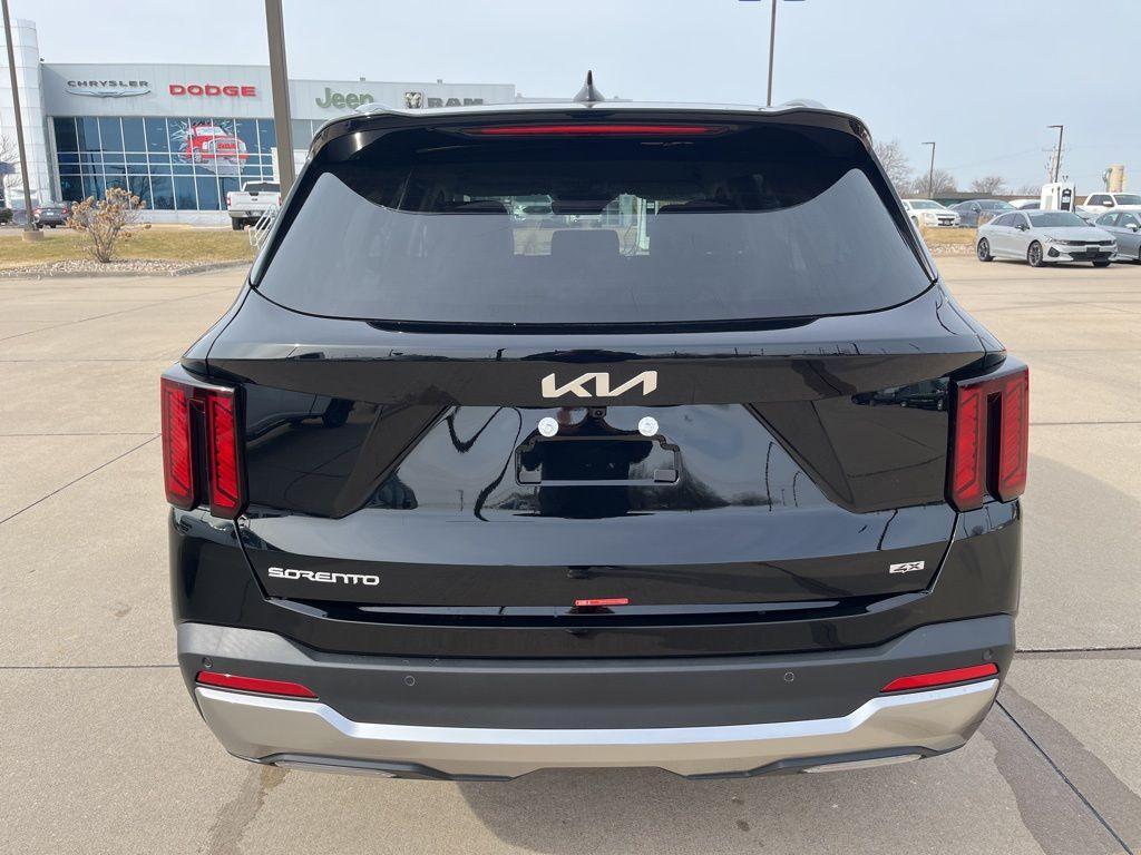 new 2026 Kia Sorento car, priced at $39,050