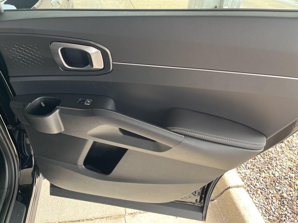 new 2026 Kia Sorento car, priced at $39,050