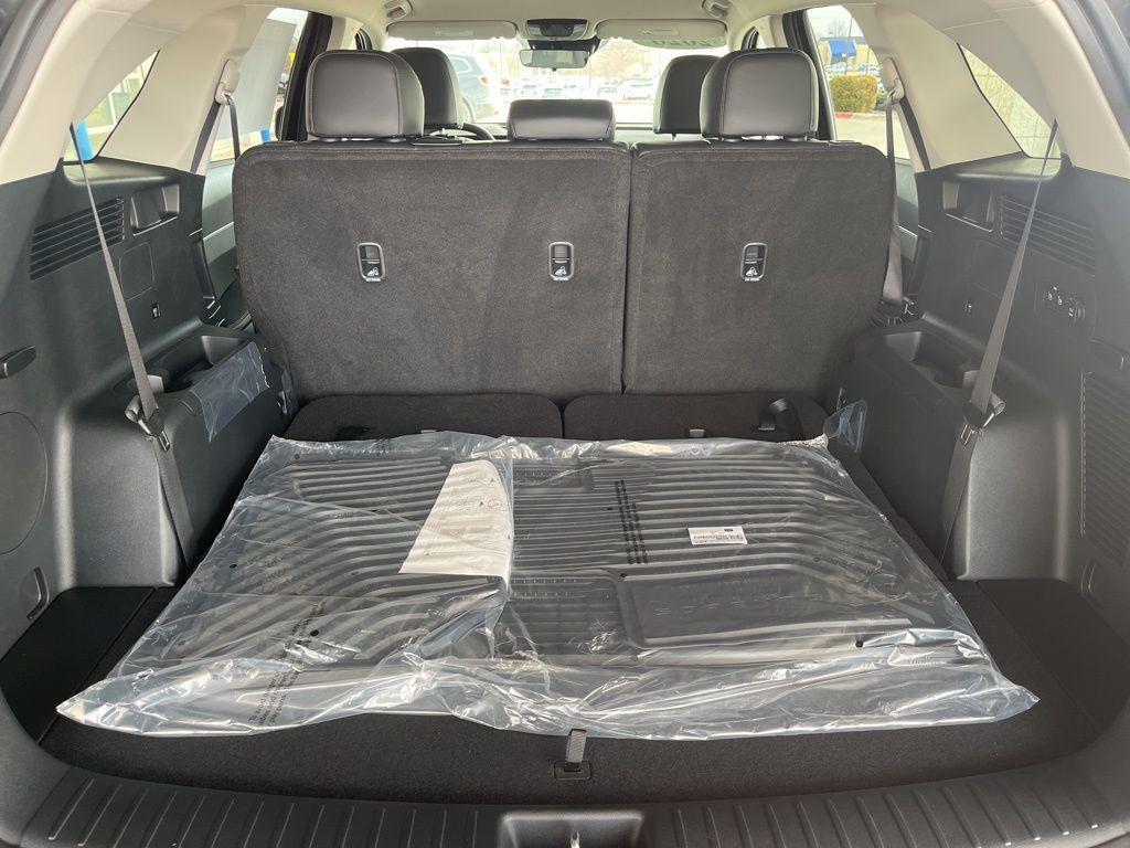 new 2026 Kia Sorento car, priced at $39,050