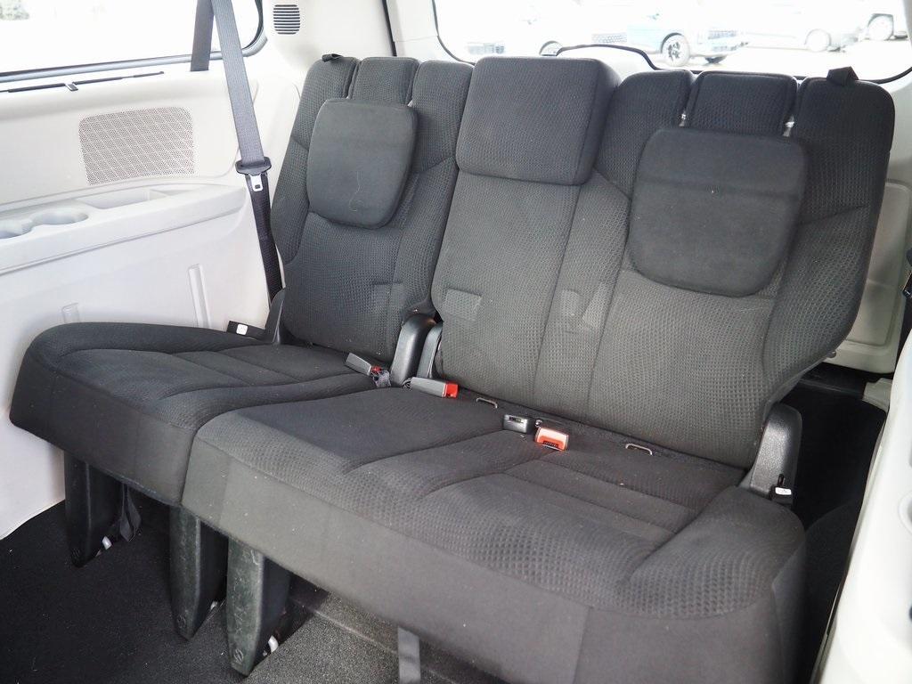 used 2015 Chrysler Town & Country car, priced at $11,850