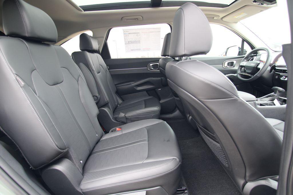 new 2026 Kia Sorento car, priced at $44,550