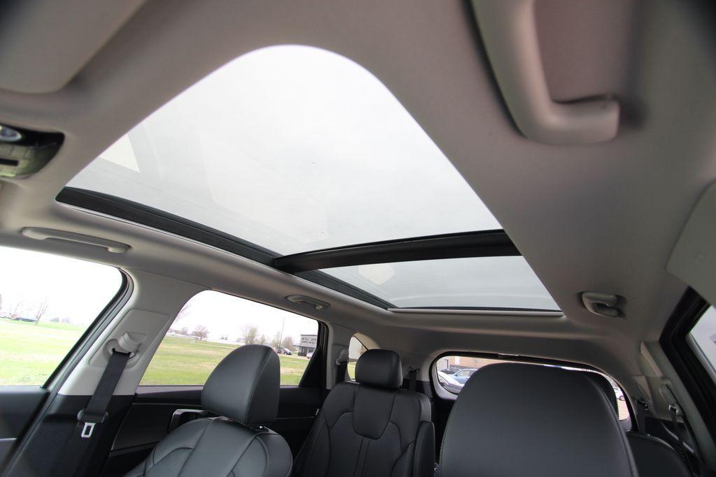 new 2026 Kia Sorento car, priced at $44,550