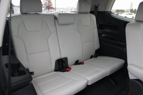 new 2025 Kia Telluride car, priced at $43,615