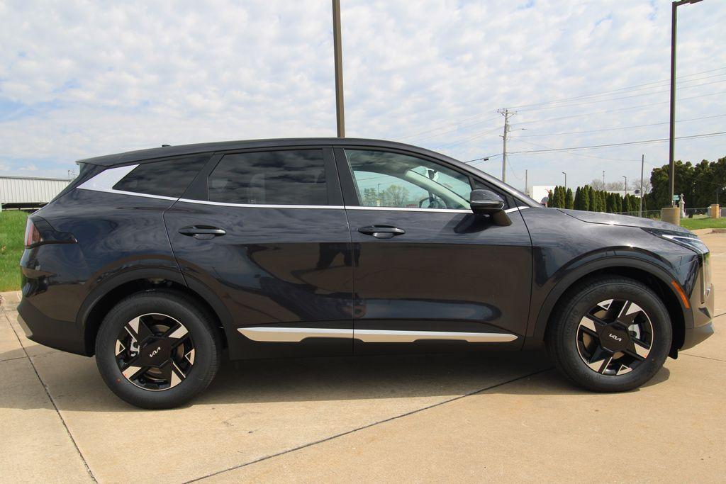 new 2026 Kia Sportage car, priced at $31,285