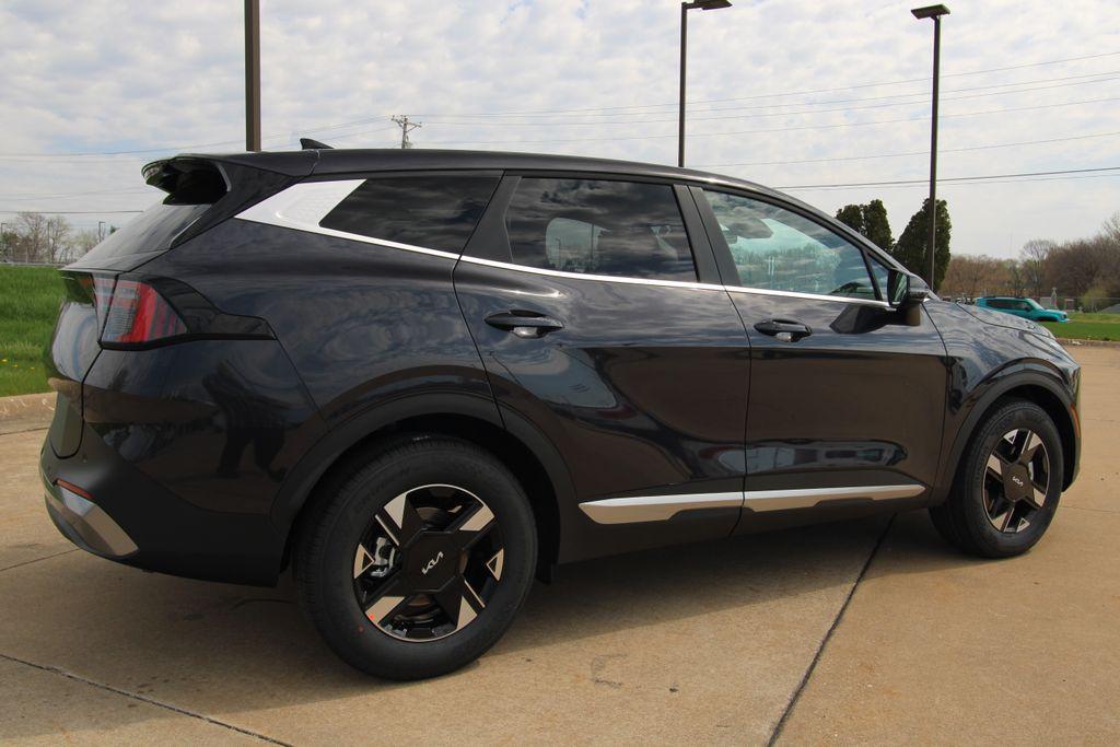 new 2026 Kia Sportage car, priced at $31,285