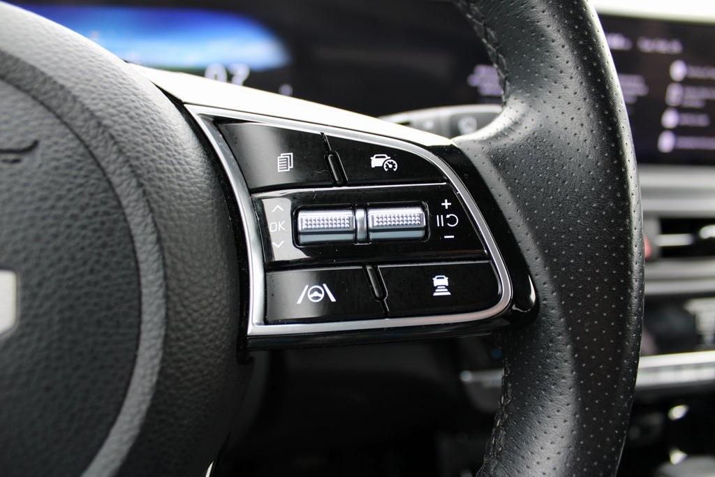 used 2024 Kia Seltos car, priced at $23,550