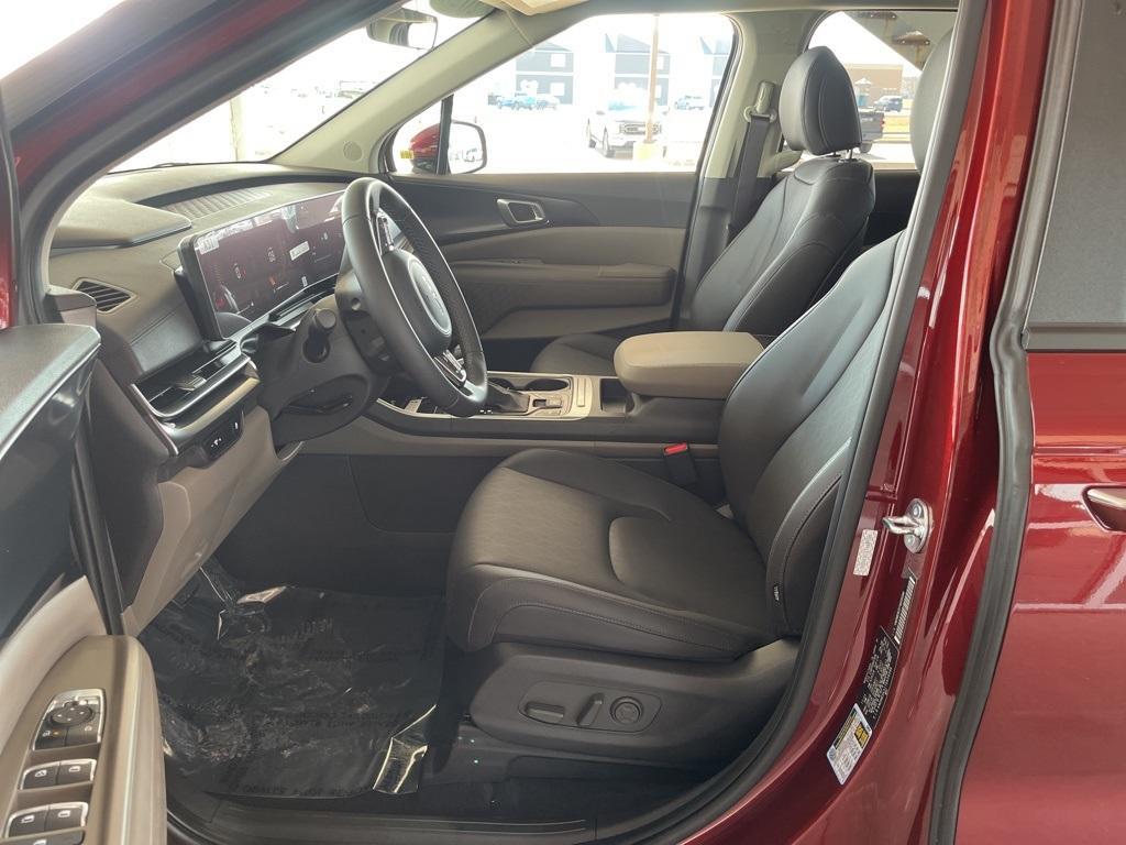 new 2026 Kia Carnival car, priced at $41,490