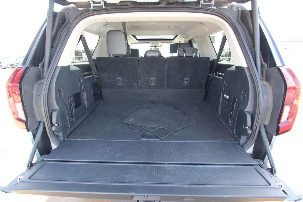 used 2025 Ford Expedition Max car, priced at $63,985