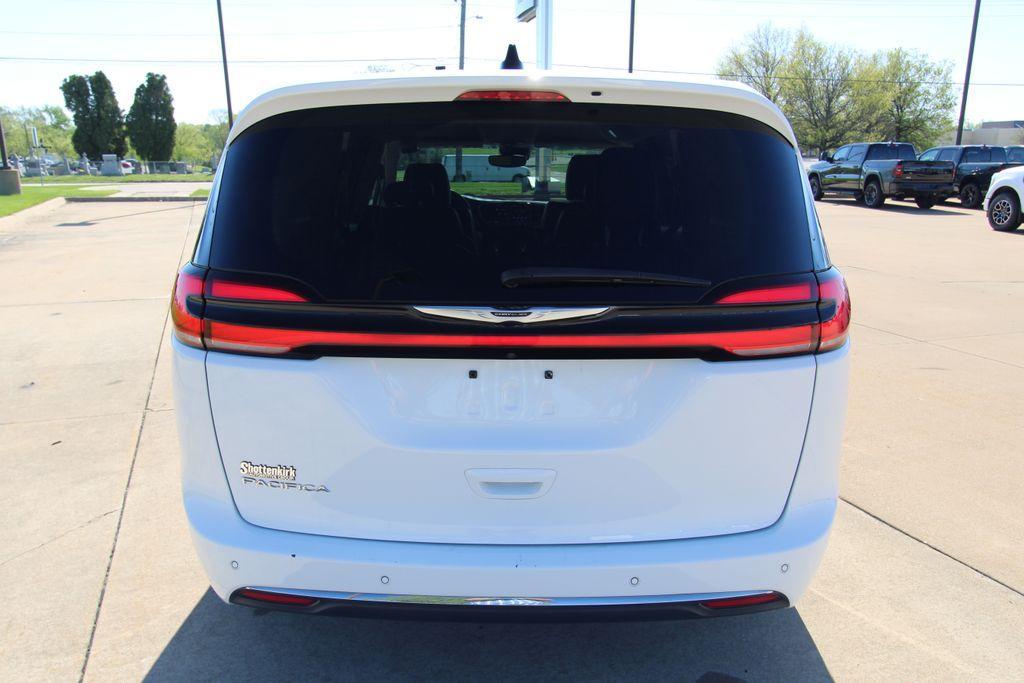 used 2024 Chrysler Pacifica car, priced at $27,333