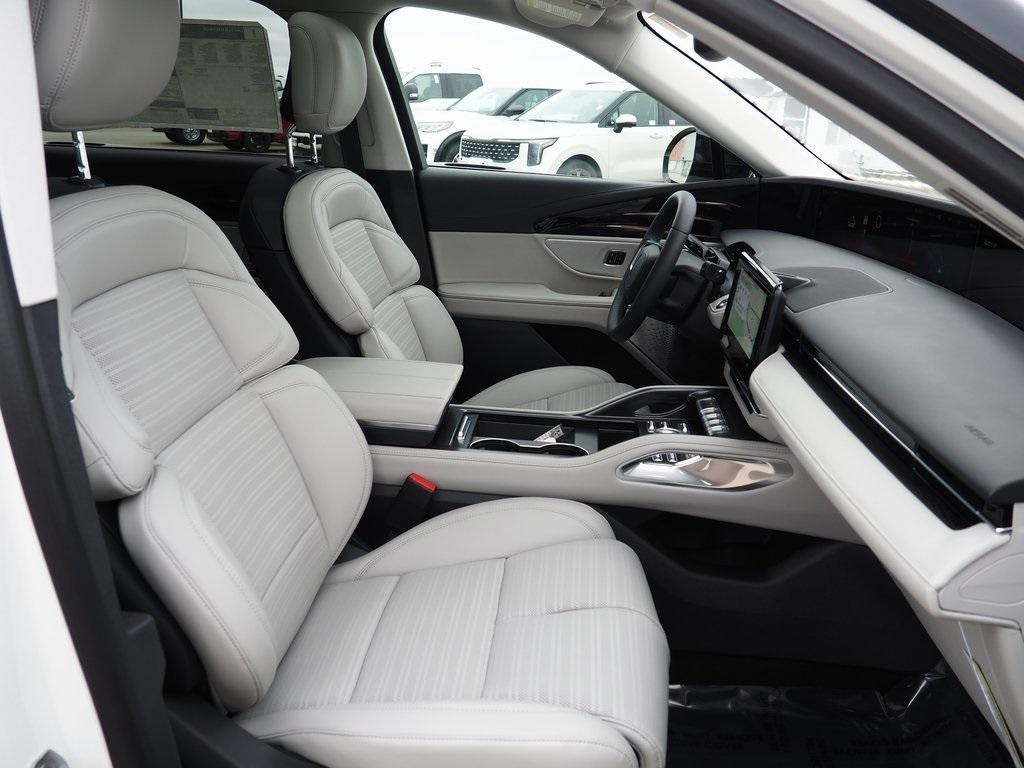 new 2026 Lincoln Nautilus car, priced at $67,912