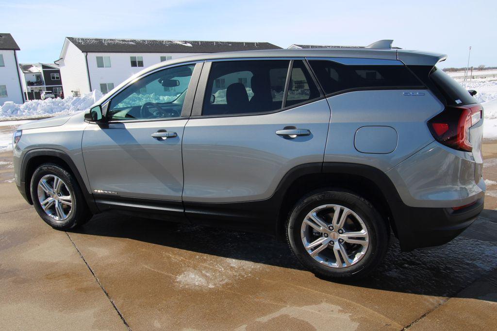 used 2024 GMC Terrain car, priced at $23,500
