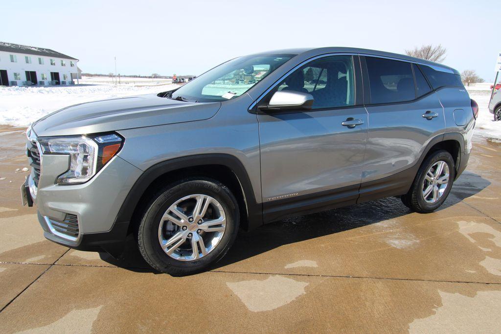 used 2024 GMC Terrain car, priced at $23,500