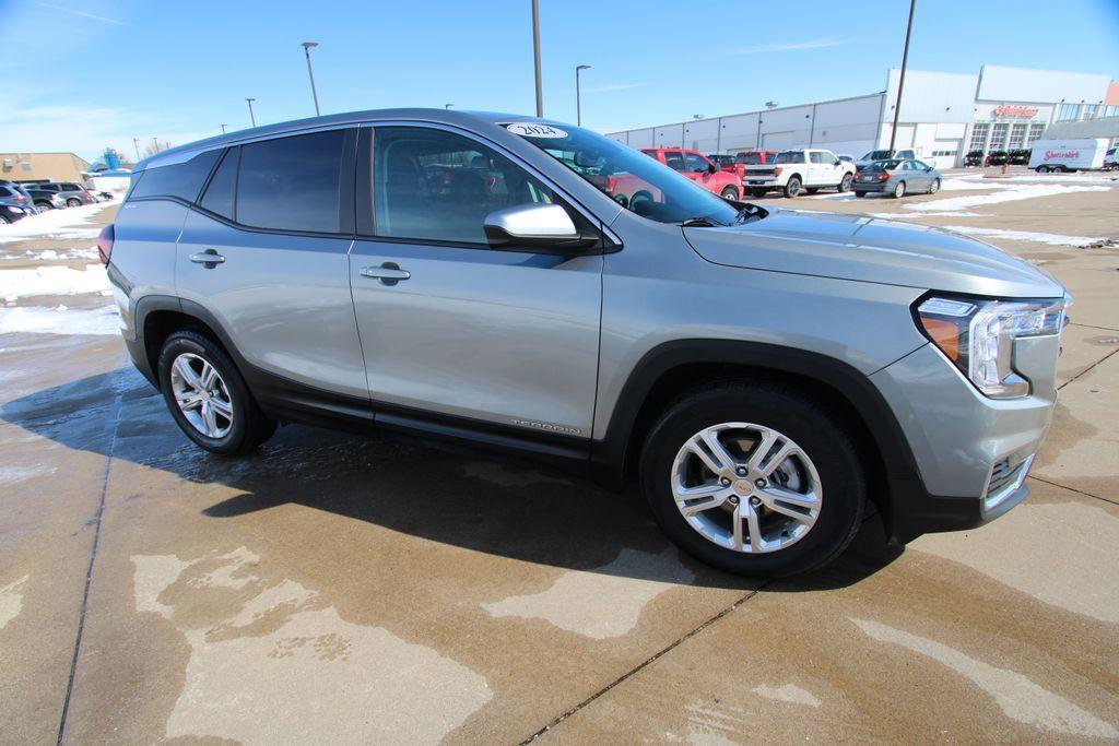 used 2024 GMC Terrain car, priced at $23,500