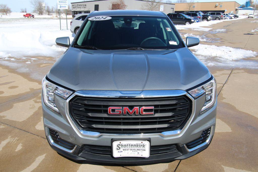 used 2024 GMC Terrain car, priced at $23,500