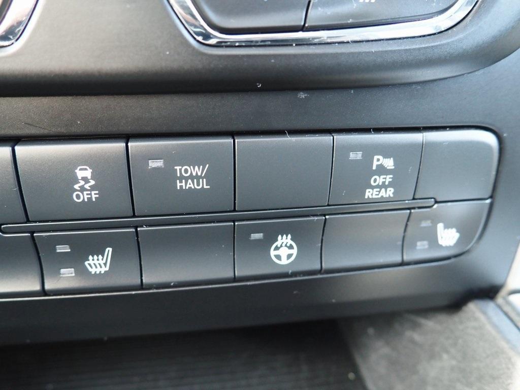 used 2019 Ram 1500 Classic car, priced at $26,885