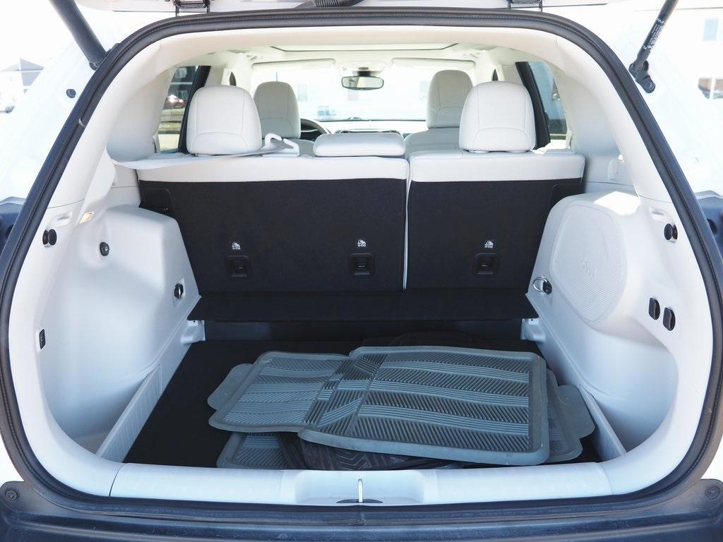 used 2022 Jeep Cherokee car, priced at $23,885