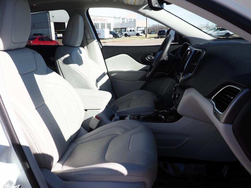 used 2022 Jeep Cherokee car, priced at $23,885