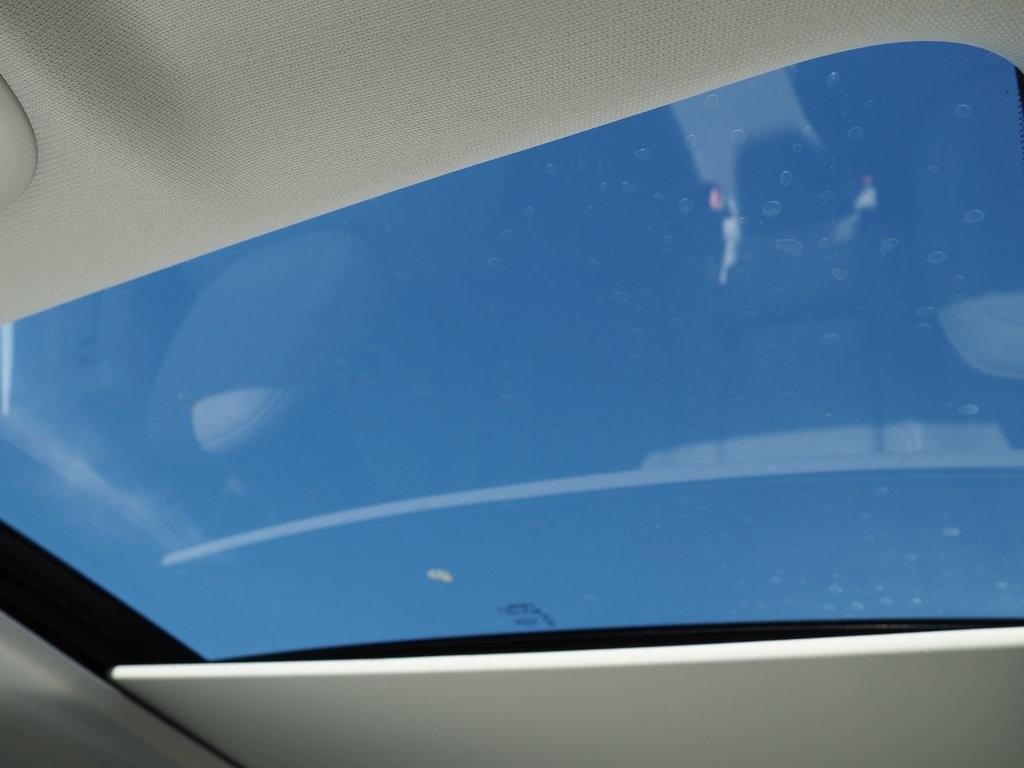 used 2022 Jeep Cherokee car, priced at $23,885