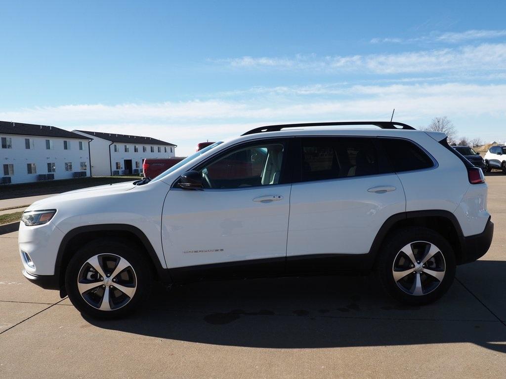 used 2022 Jeep Cherokee car, priced at $23,885