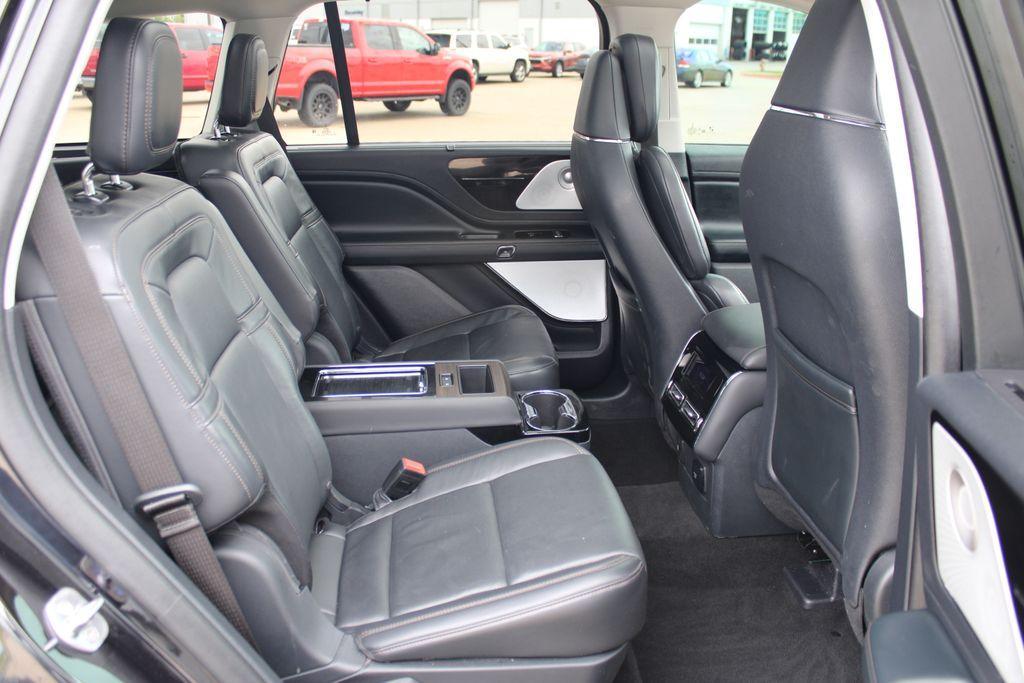 used 2025 Lincoln Aviator car, priced at $63,500
