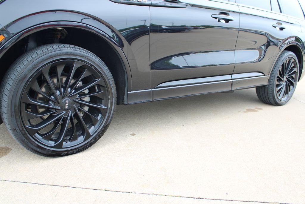 used 2025 Lincoln Aviator car, priced at $63,500