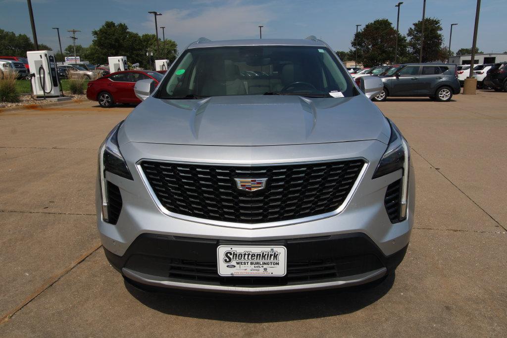 used 2019 Cadillac XT4 car, priced at $18,513