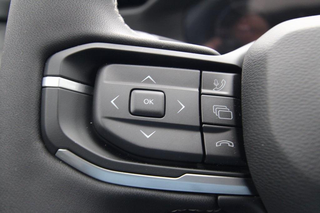 new 2026 Jeep Cherokee car, priced at $45,580