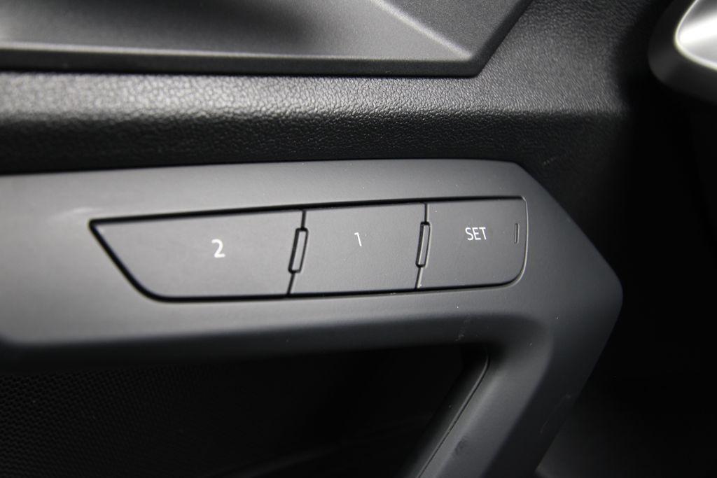 Audi A3 view 24