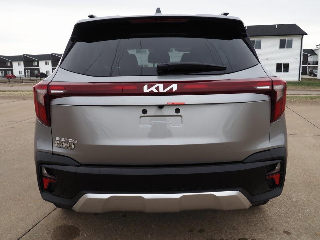 new 2026 Kia Seltos car, priced at $27,035
