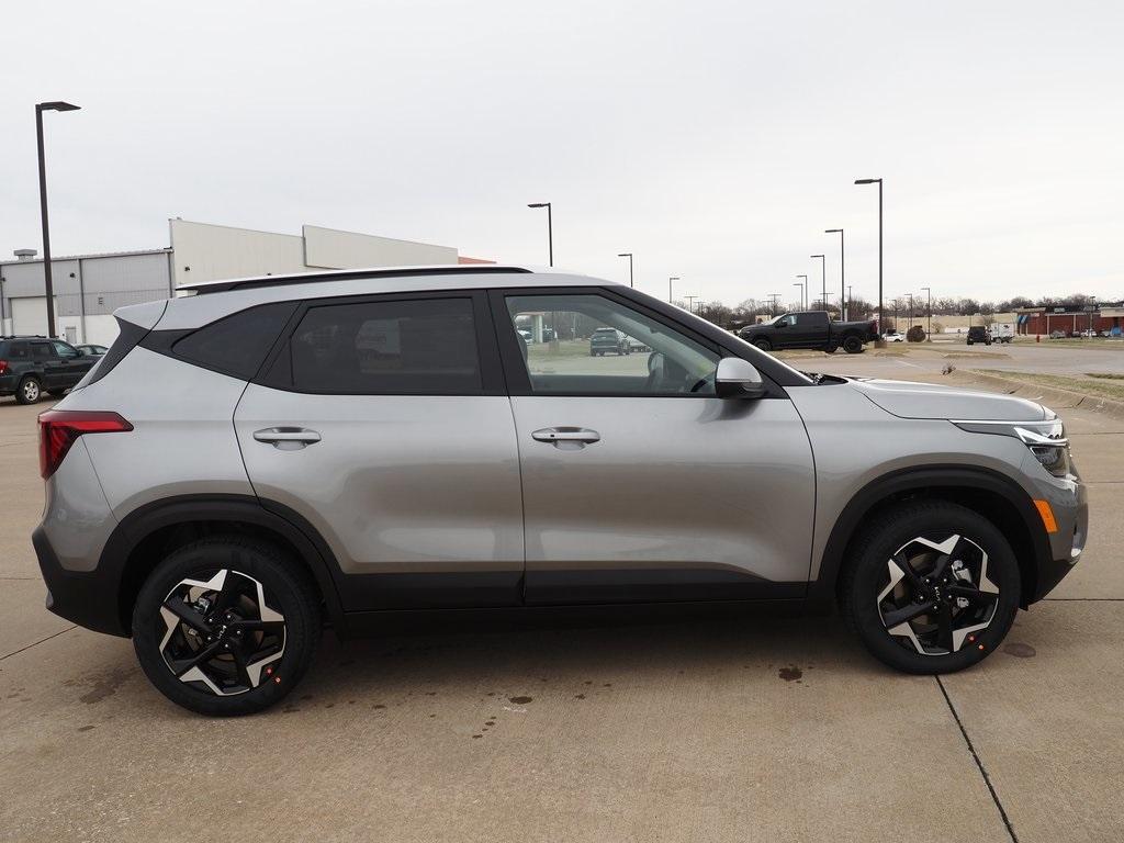 new 2026 Kia Seltos car, priced at $27,035