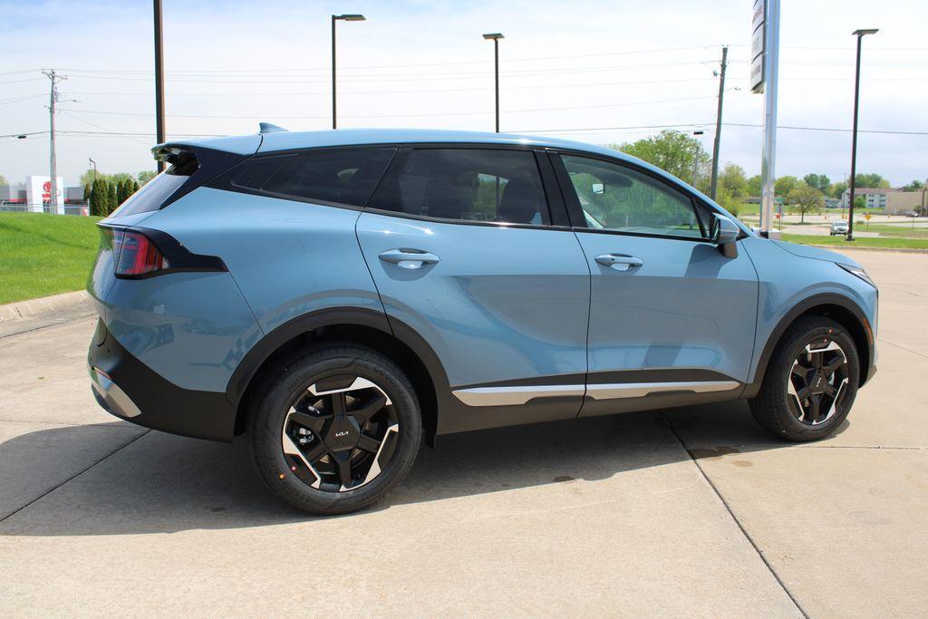 new 2026 Kia Sportage Hybrid car, priced at $34,505