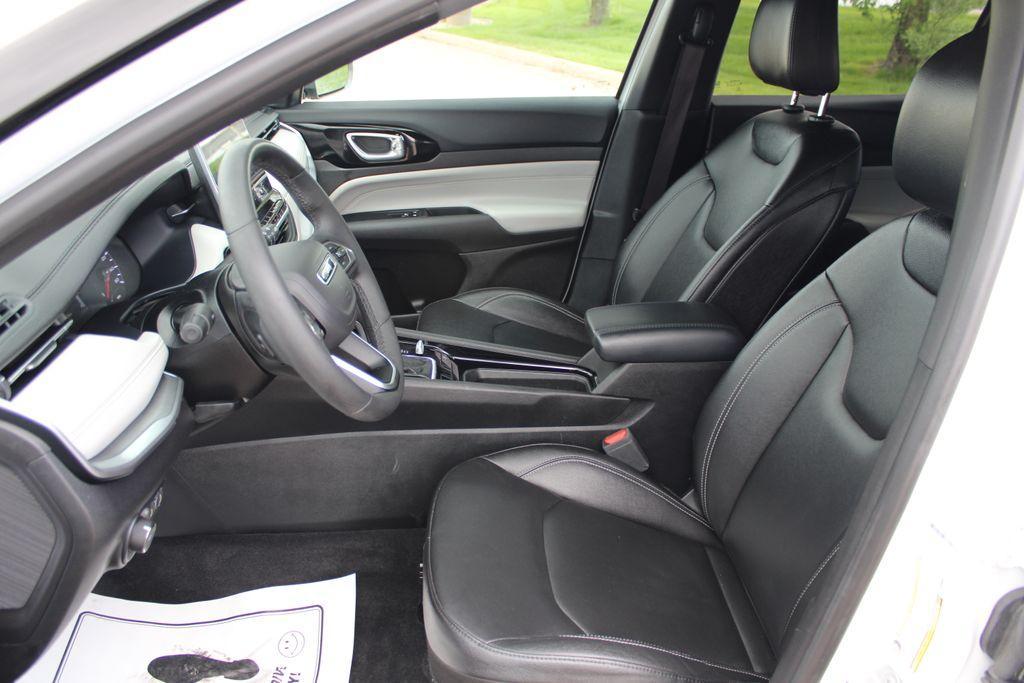 used 2025 Jeep Compass car, priced at $25,885