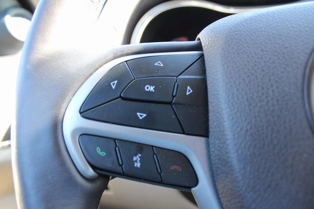 used 2018 Jeep Grand Cherokee car, priced at $17,885