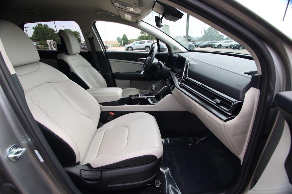used 2024 Kia Sportage car, priced at $28,690