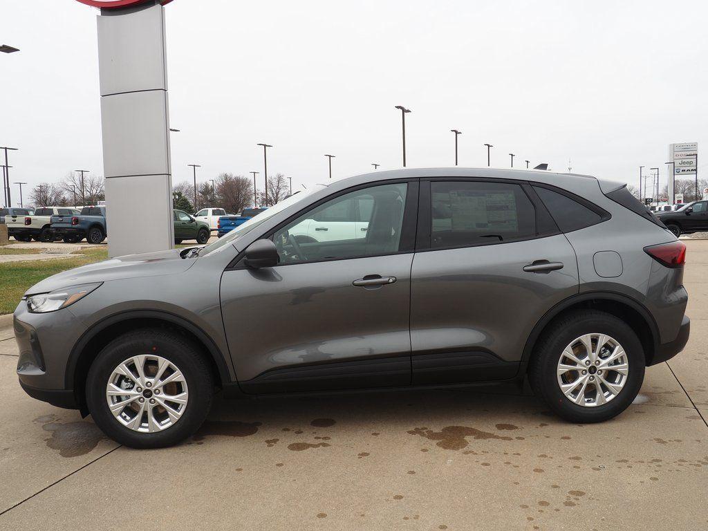 new 2026 Ford Escape car, priced at $30,638