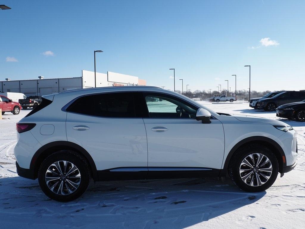 used 2025 Buick Envision car, priced at $29,885