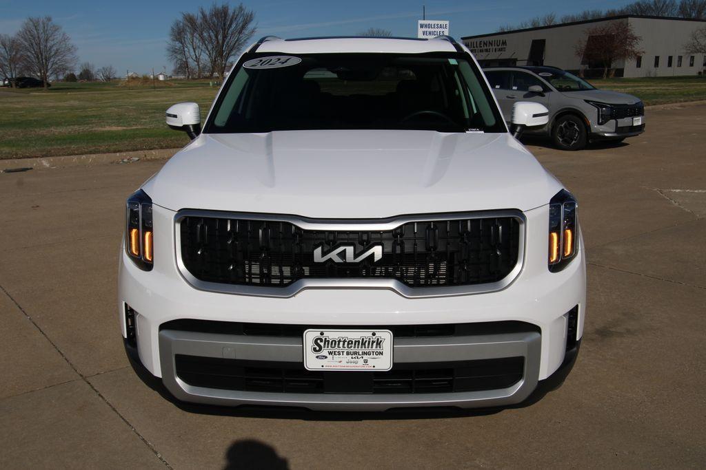 used 2024 Kia Telluride car, priced at $38,800