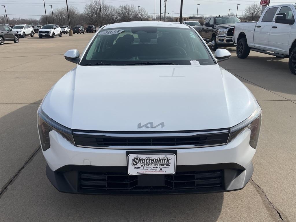new 2025 Kia K4 car