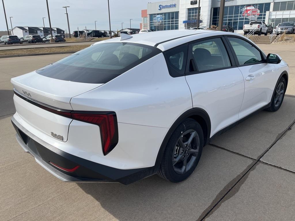new 2025 Kia K4 car