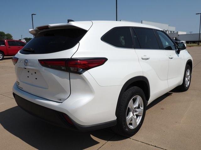 used 2023 Toyota Highlander car, priced at $25,885